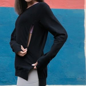Nursing crewneck sweatshirt with side zip